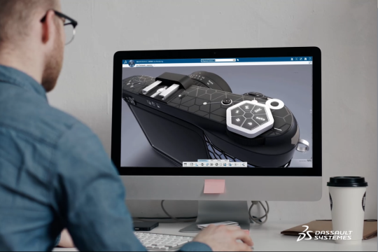 designers-remote-control-laptop